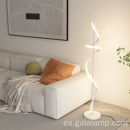 Lámpara de pie LED en espiral moderna